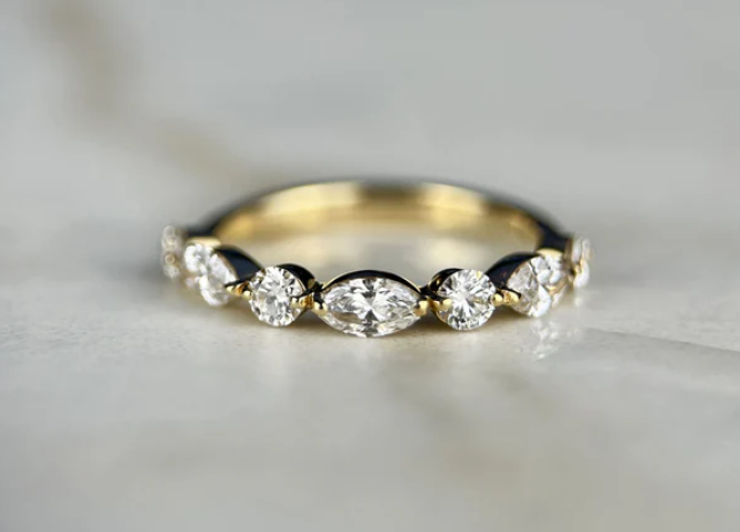 LD094-YG or LD094-P  Marquise and Round Band – 0.70ct 
